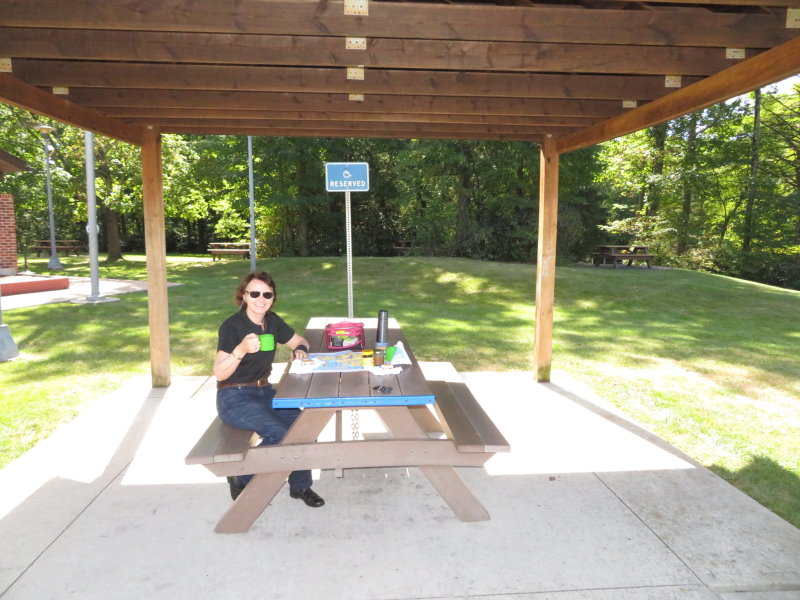 Short day so coffee break early when we found a real rest area